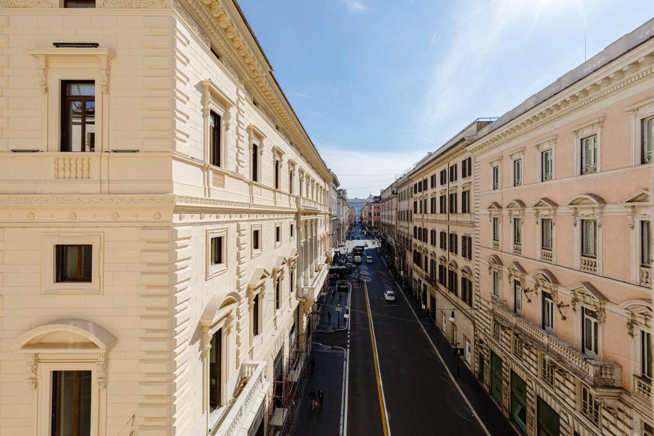 Отель Antica Residenza Del Corso Рим Экстерьер фото