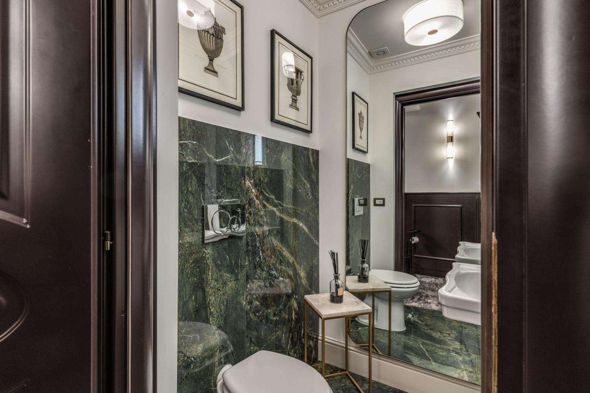 Отель Antica Residenza Del Corso Рим Экстерьер фото