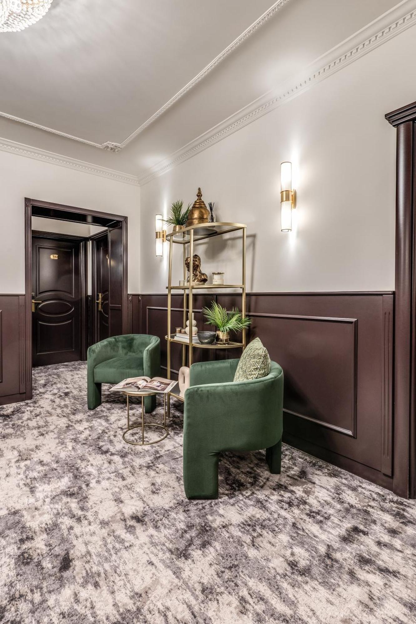 Отель Antica Residenza Del Corso Рим Экстерьер фото